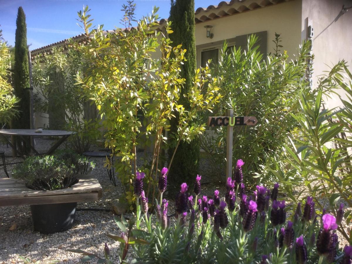 Le Jardin De Lau Villa Aubignan Eksteriør billede