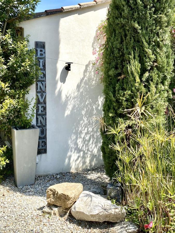 Le Jardin De Lau Villa Aubignan Eksteriør billede
